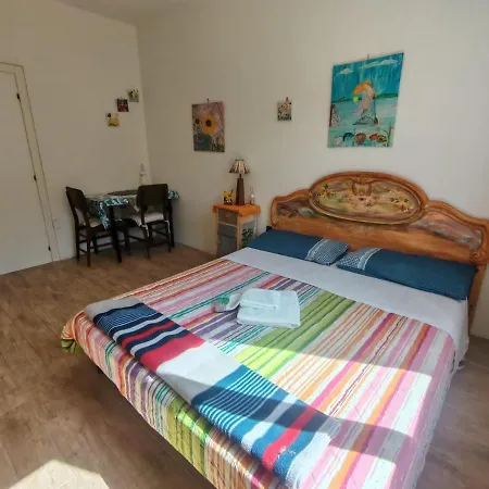 Backpackers Monolocale - Il Lupo Affitta Апартаменты